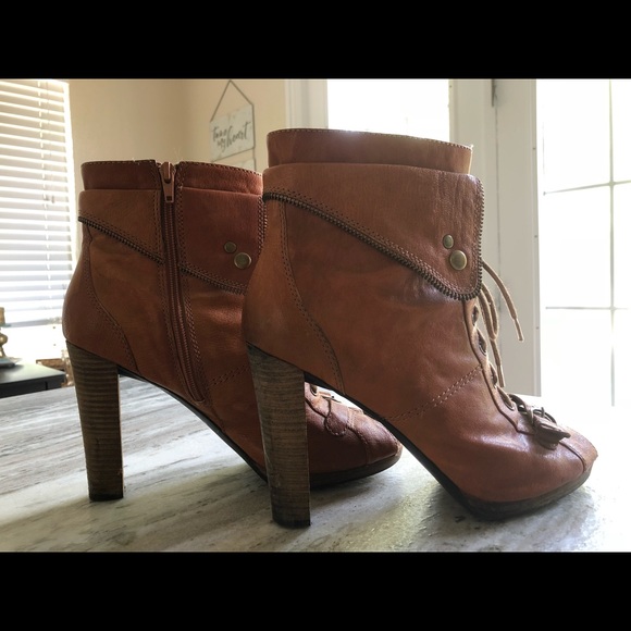 Truvio leather open toed booties - Picture 3 of 5